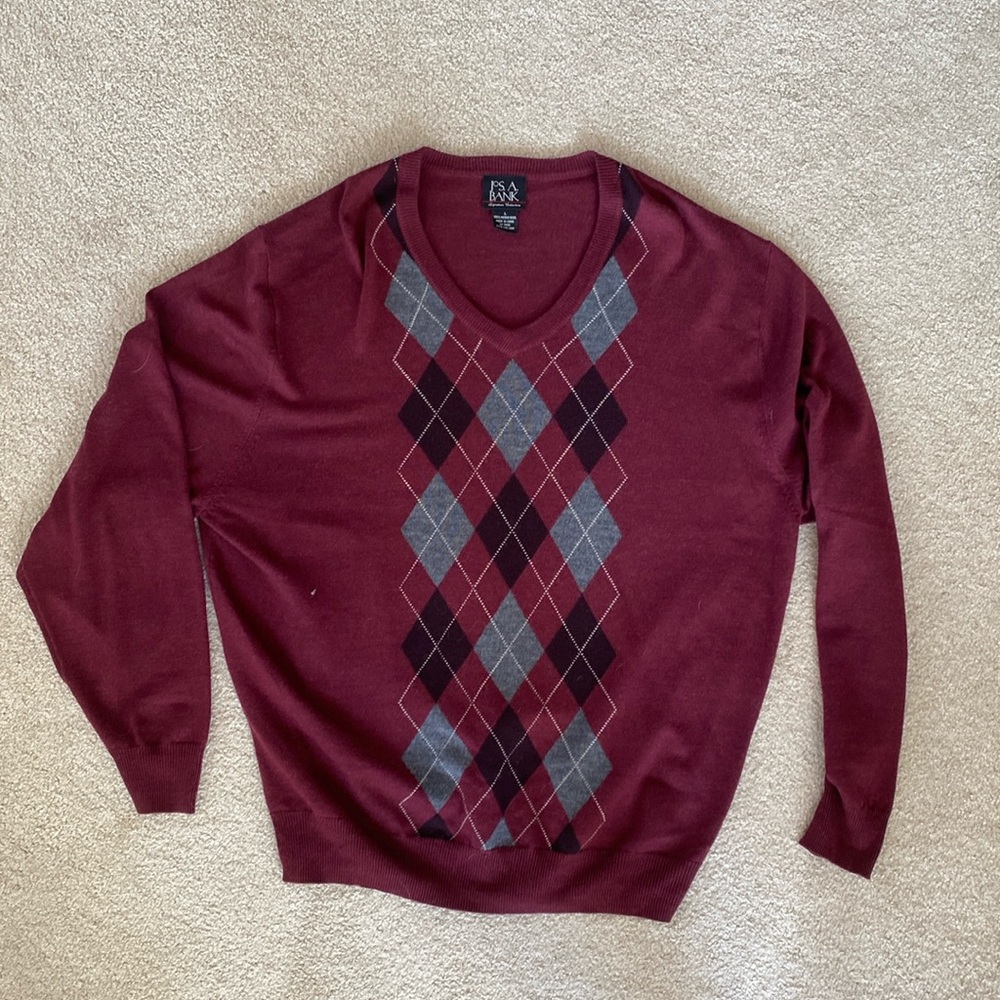 JoS A Bank men’s Martin argyle, merino wool, v-neck sweater. Large.